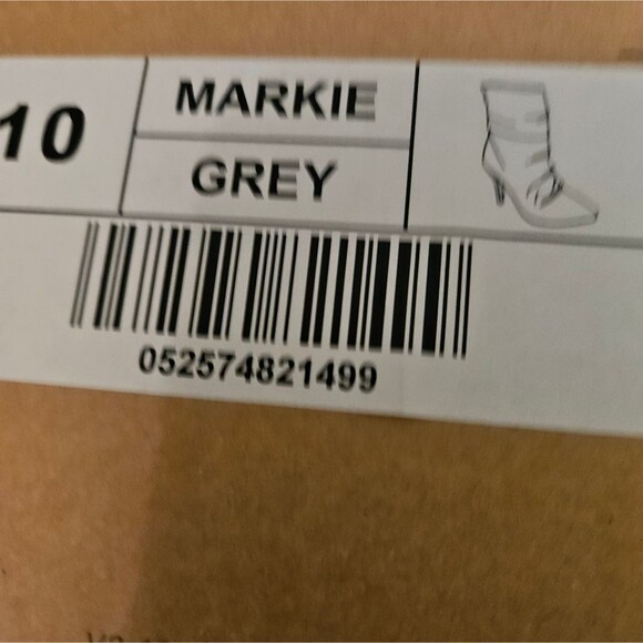 New Journee Markie Gray Suede Slouch Stiletto Heel Boots Sz 10 - Picture 10 of 10